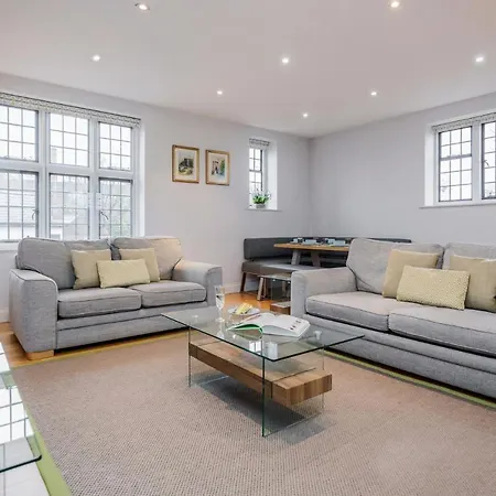 Castle Properties:Eton-The College Windsor Exterior photo